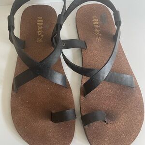 Pikolinos Black Minimalist Sandals